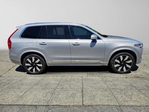 Used 2023 Volvo XC90 T8 Ultimate w/ Protection Package Premier AWD/4WD image 2