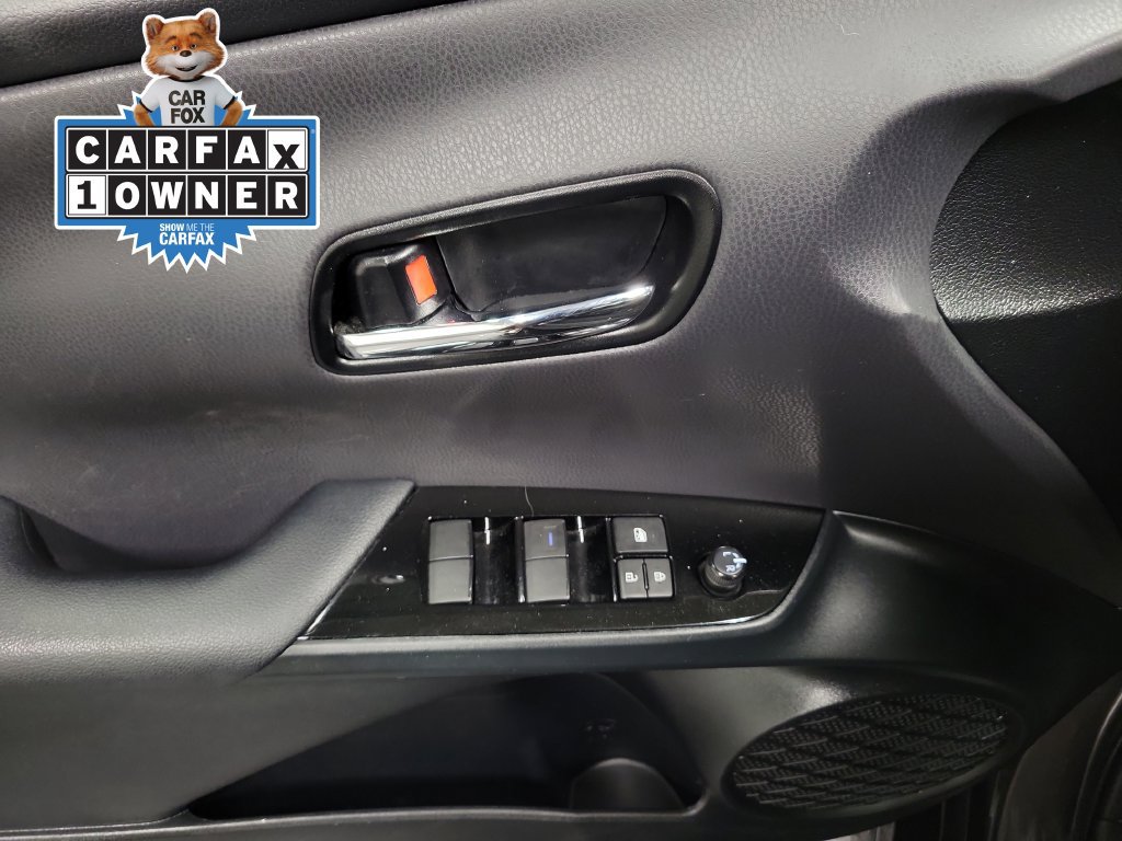 Used 2021 Toyota Prius Prime XLE FWD image 28