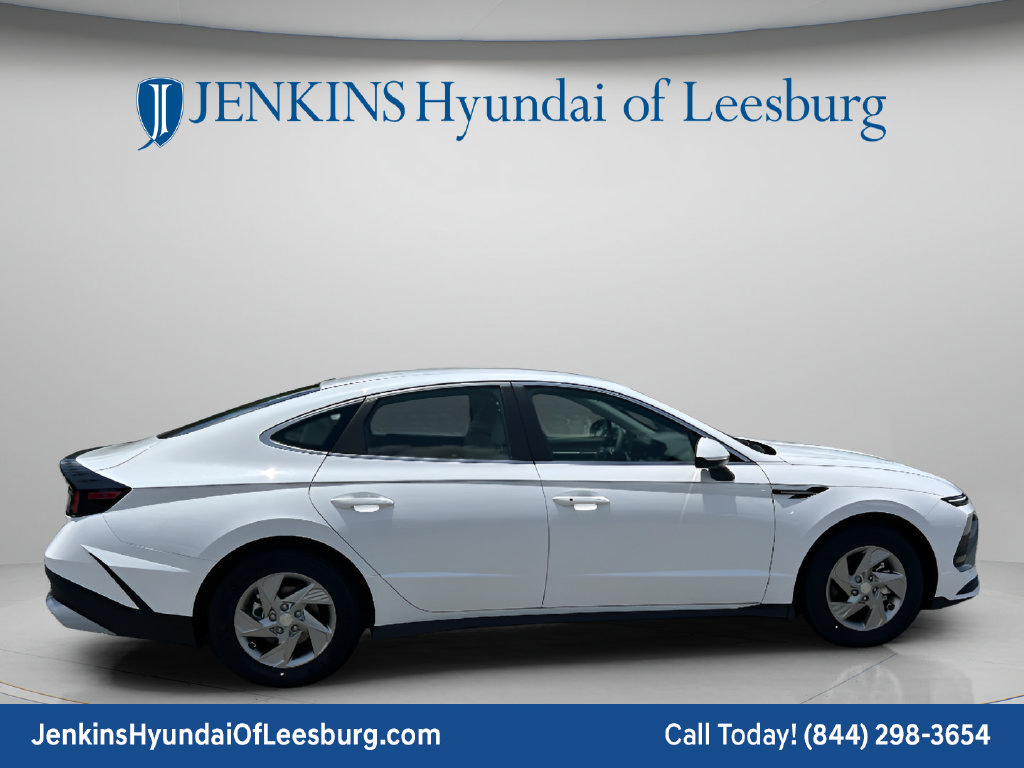 New 2026 Hyundai Sonata SE FWD image 4