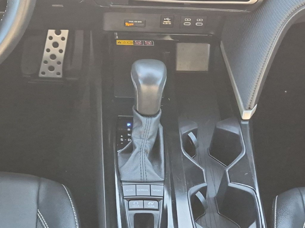 Used 2025 Toyota Camry SE FWD image 18