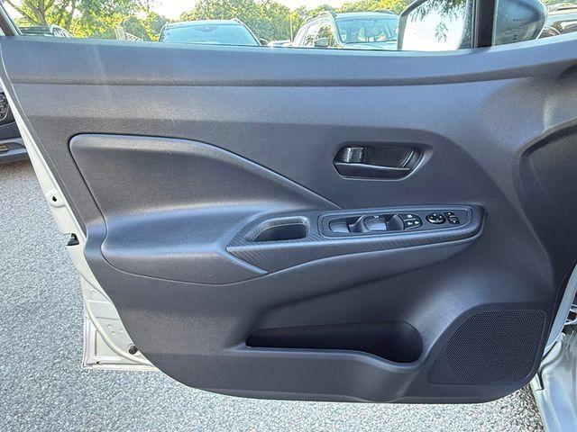 Used 2025 Nissan Versa S FWD image 24