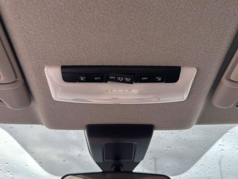Used 2025 Nissan Kicks Play S FWD image 29