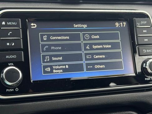 Used 2024 Nissan Versa S w/ S Plus Package image 31