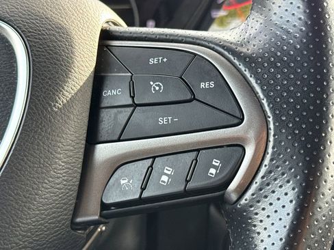 Used 2023 Dodge Durango SXT Launch Edition image 27