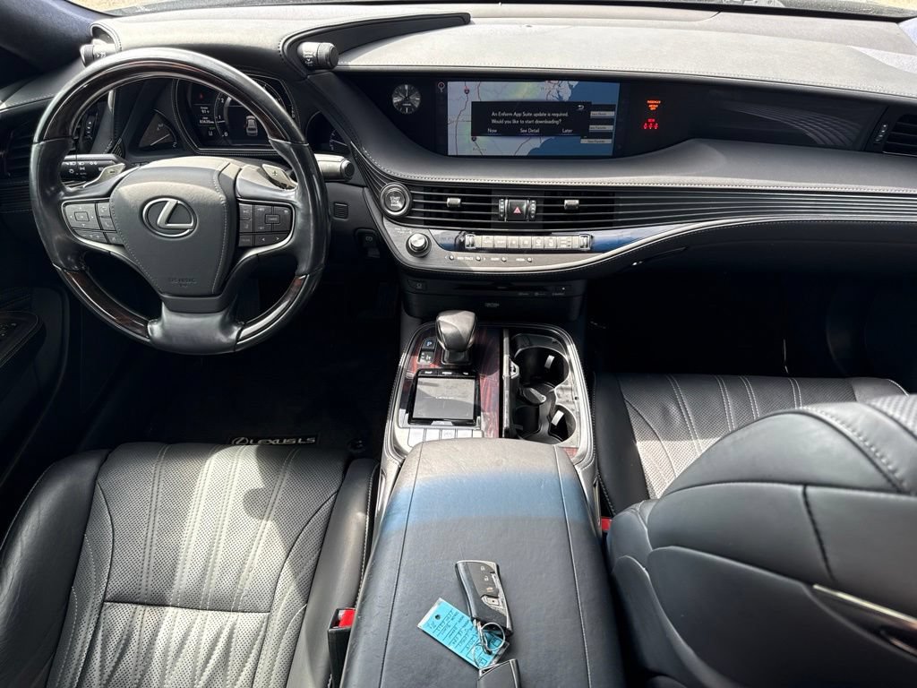 Used 2018 Lexus LS 500 w/ Interior Upgrade Package RWD image 15