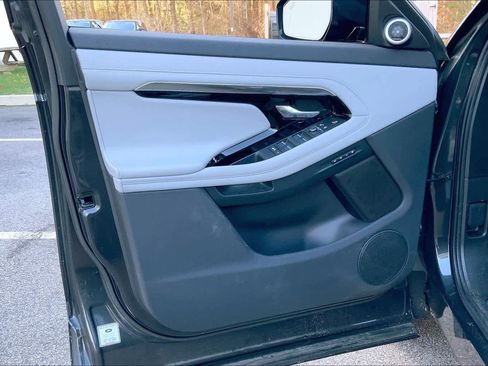 Used 2020 Land Rover Range Rover Evoque R-Dynamic HSE image 21