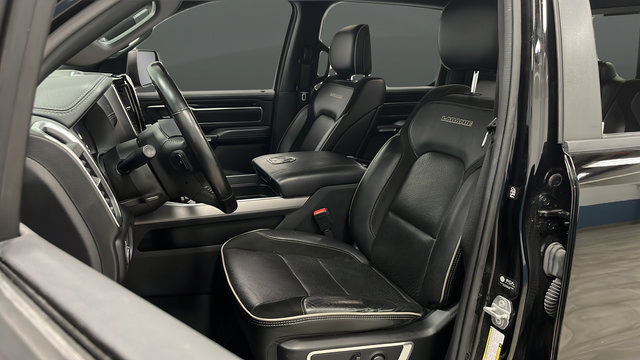 Used 2022 RAM 1500 Laramie w/ Sport Appearance Package AWD/4WD image 9