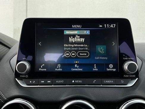 Used 2025 Nissan Sentra SV image 27