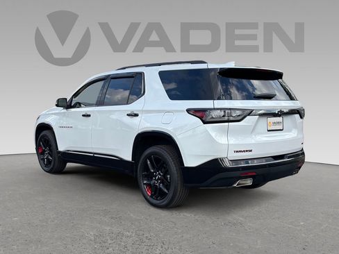 Used 2021 Chevrolet Traverse Premier w/ Redline Edition image 26