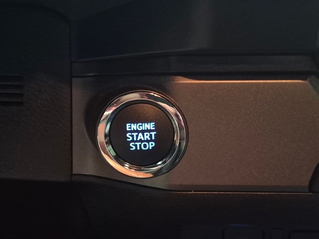 Used 2022 Toyota Tacoma TRD Sport w/ Technology Package RWD image 18