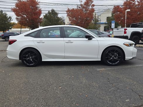 Certified 2025 Honda Civic Sport image 7