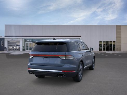 New 2026 Lincoln Aviator 2WD image 8