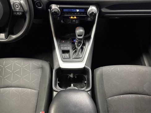 Used 2024 Toyota RAV4 XLE image 20