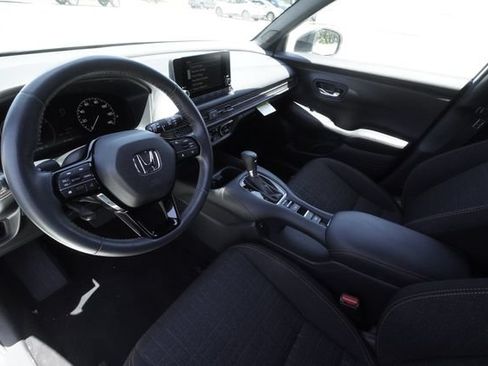Used 2024 Honda HR-V Sport image 19