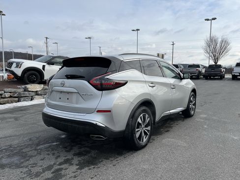 Used 2024 Nissan Murano SV image 3