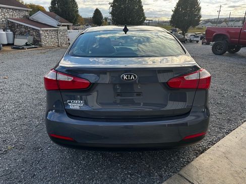 Used 2015 Kia Forte LX w/ Popular Package FWD image 6