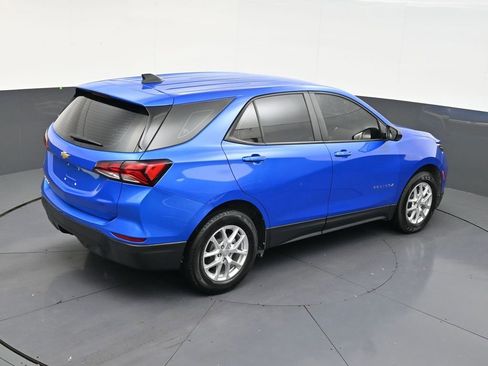 Used 2024 Chevrolet Equinox LS FWD image 17
