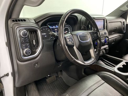 Used 2022 GMC Sierra 1500 Denali image 2