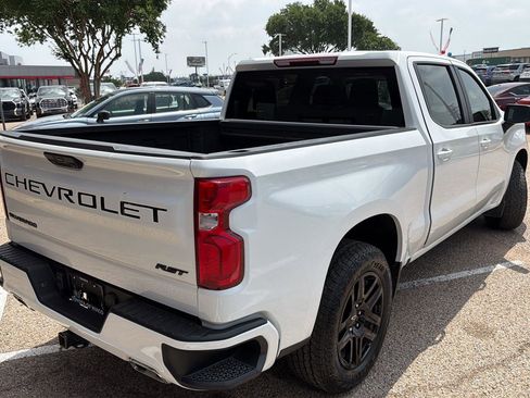Used 2025 Chevrolet Silverado 1500 RST AWD/4WD image 3