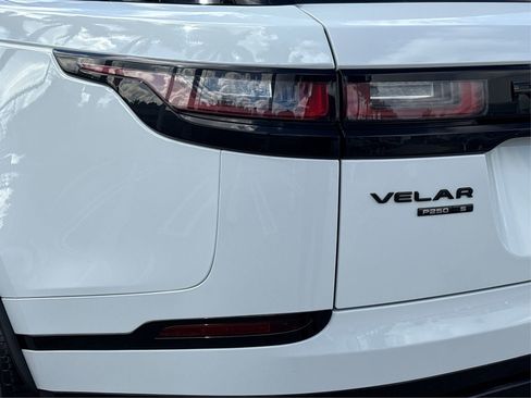 Used 2020 Land Rover Range Rover Velar R-Dynamic S image 15