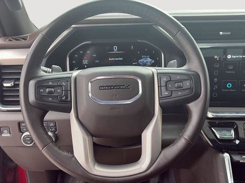 Used 2024 GMC Sierra 1500 Denali w/ Technology Package image 17