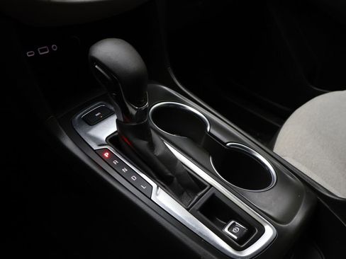 Used 2022 Chevrolet Equinox LS w/ LS Convenience Package image 23