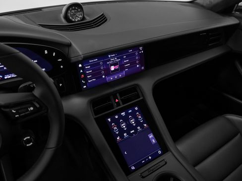 New 2026 Porsche Taycan GTS image 44