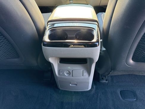 Used 2015 Kia Sedona EX w/ EX Premium Package image 19
