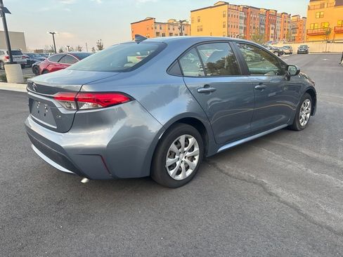 Used 2021 Toyota Corolla LE FWD image 5