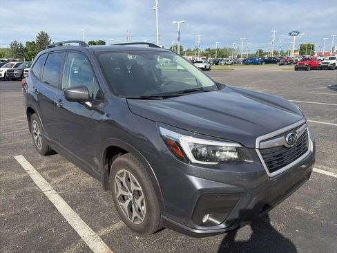 Used 2021 Subaru Forester Premium w/ Popular Package #1 AWD/4WD image 2