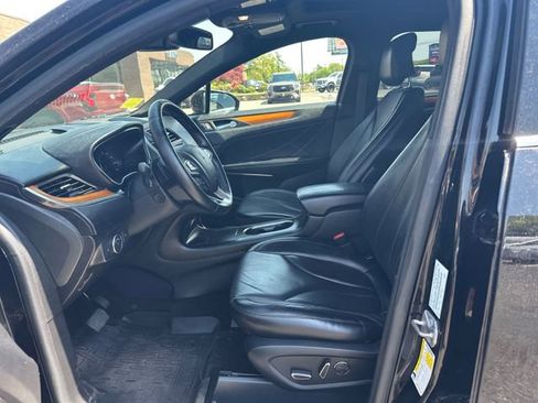 Used 2018 Lincoln MKC Reserve w/ Lincoln MKC Climate Package AWD/4WD image 9