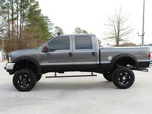 Used 2003 Ford F250 Lariat image 4