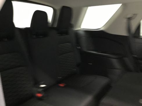 Used 2022 Nissan Pathfinder SV AWD/4WD image 41