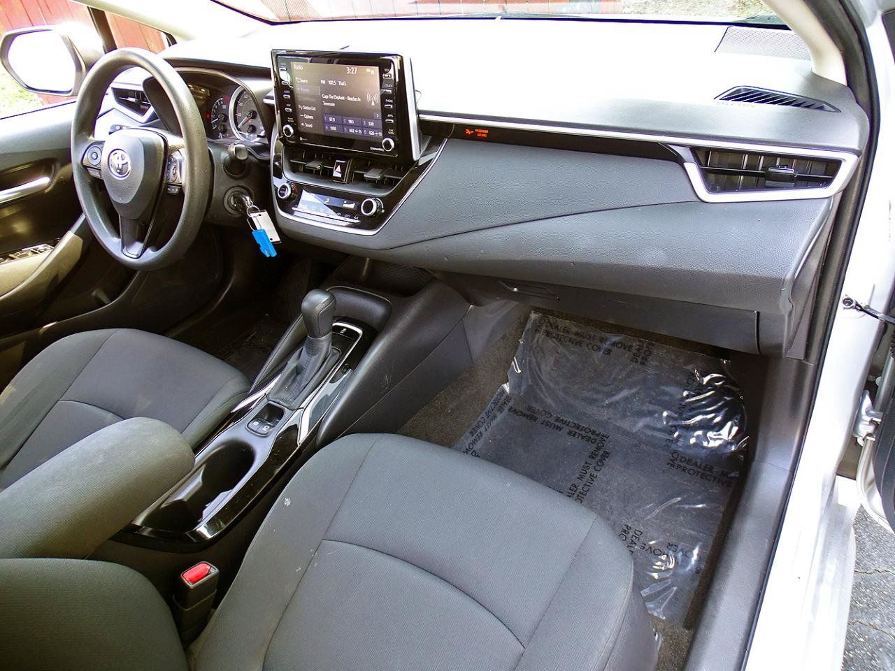 Used 2021 Toyota Corolla LE FWD image 22