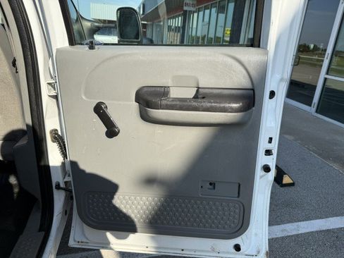 Used 2007 Ford F350 XL image 24