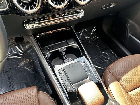 Certified 2022 Mercedes-Benz GLA 250 image 31
