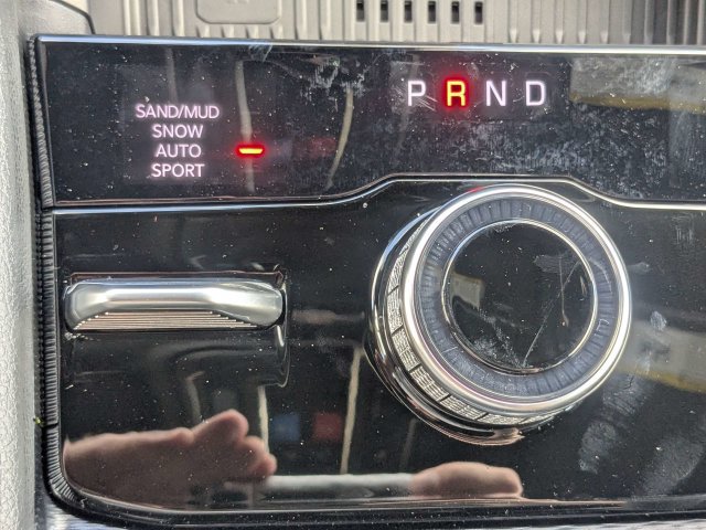 New 2027 Jeep Grand Cherokee Altitude AWD/4WD image 23