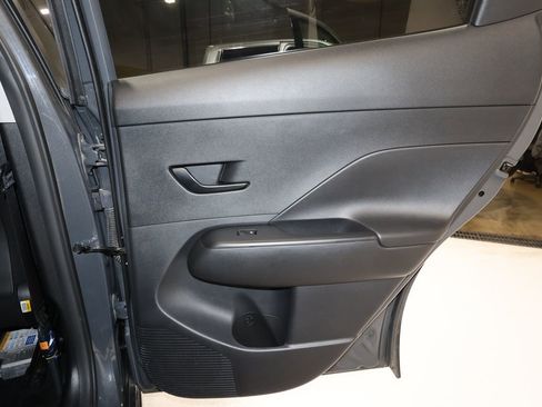 Used 2025 Hyundai Kona SEL image 20