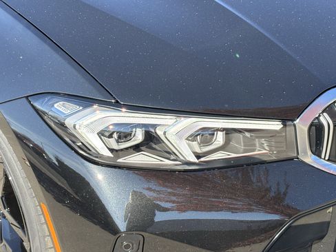 Used 2026 BMW 330i Sedan w/ M Sport Package image 11