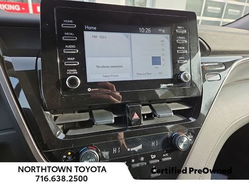 Used 2024 Toyota Camry SE image 17