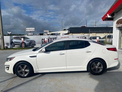 Used 2015 Kia Optima LX image 4