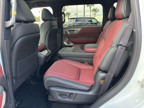 New 2026 INFINITI QX80 Autograph w/ Premium Cargo Package image 13