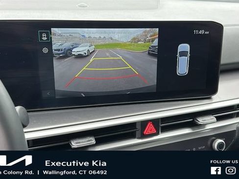 Certified 2024 Kia Sorento S w/ Panoramic Sunroof Package AWD/4WD image 17