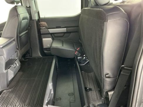 Certified 2025 Ford F350 Lariat w/ FX4 Off-Road Package image 31