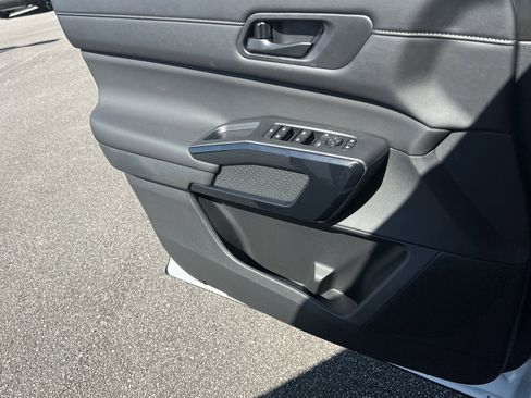 New 2026 Nissan Pathfinder SV AWD/4WD image 12