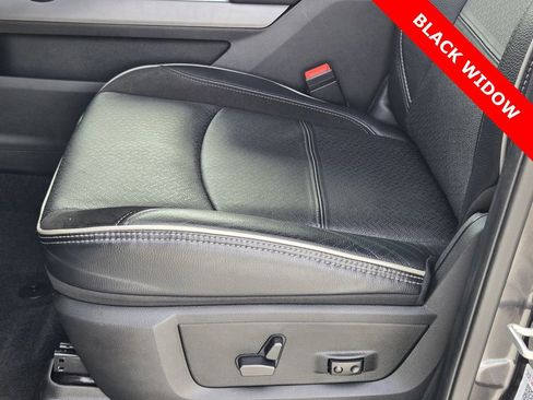 Used 2024 RAM 3500 Laramie w/ Night Edition image 26