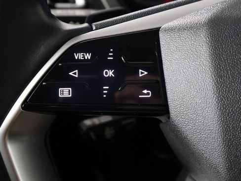 Used 2024 Audi Q4 e-tron Premium Plus AWD/4WD image 44