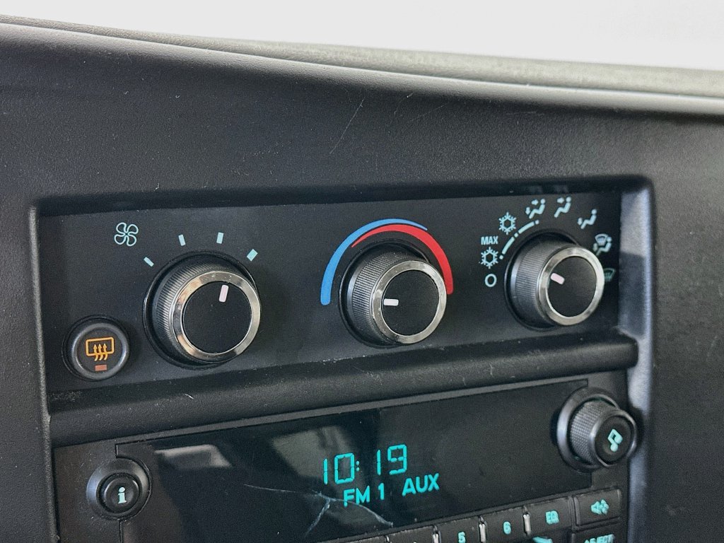 Used 2014 Chevrolet Express 2500 LT w/ LT Preferred Equipment Group RWD image 18
