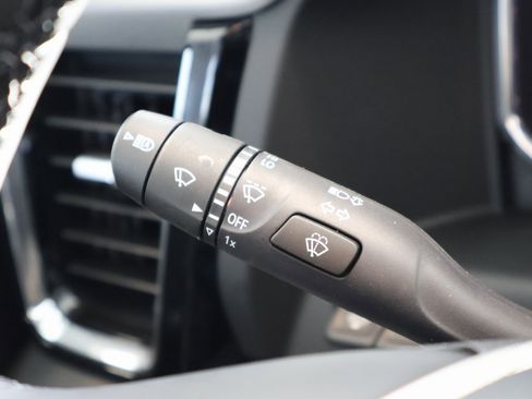 New 2025 GMC Sierra 2500 Denali w/ Denali Reserve Package image 16