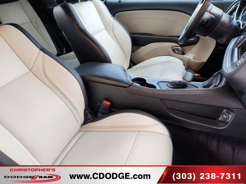 Used 2018 Dodge Challenger R/T Plus image 22